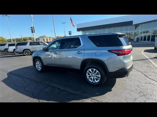 2023 Chevrolet Traverse LS