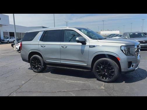 Sterling Metallic 2023 GMC Yukon SLT