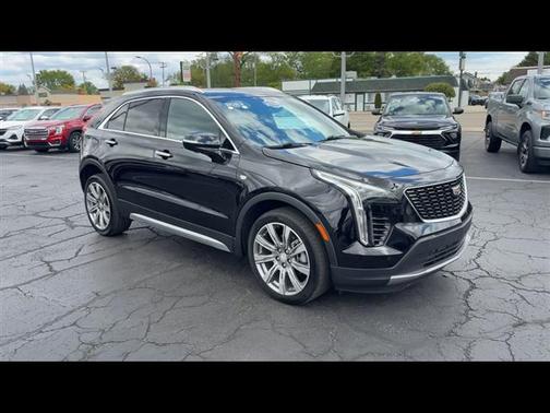 Stellar Black Metallic 2023 Cadillac XT4 Premium Luxury