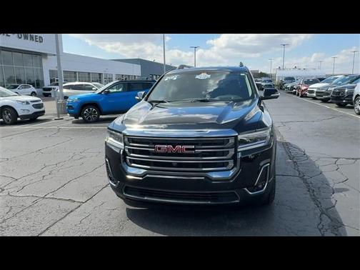 2023 GMC Acadia AWD AT4
