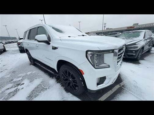 2023 GMC Yukon SLT