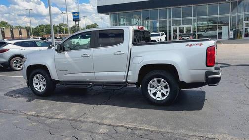 Silver Ice Metallic 2018 Chevrolet Colorado LT