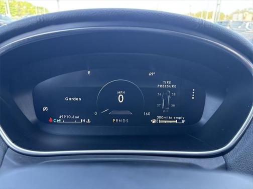 2019 Lincoln Nautilus Select