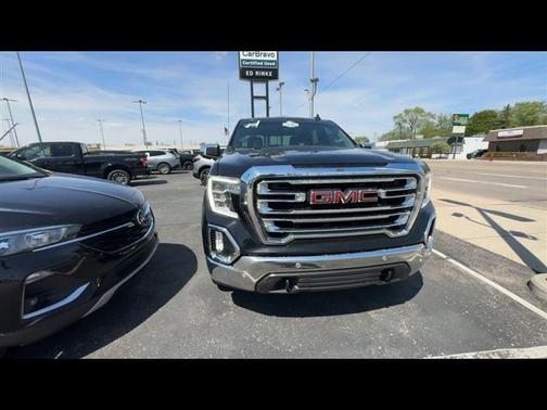 Onyx Black 2021 GMC Sierra 1500 SLT