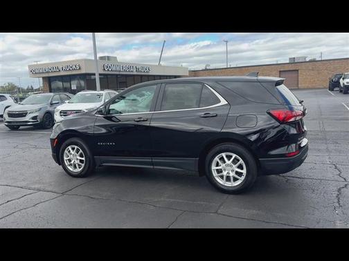 Mosaic Black Metallic 2024 Chevrolet Equinox 1LT