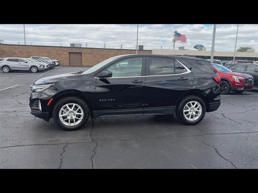 Mosaic Black Metallic 2024 Chevrolet Equinox 1LT