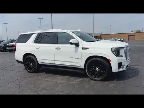 Summit White 2024 GMC Yukon Denali
