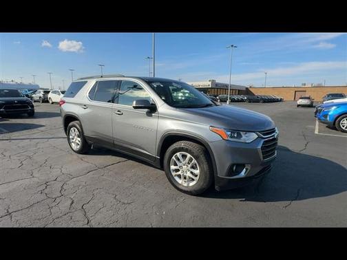 2020 Chevrolet Traverse LT Cloth