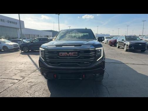 2024 GMC Sierra 1500 AT4