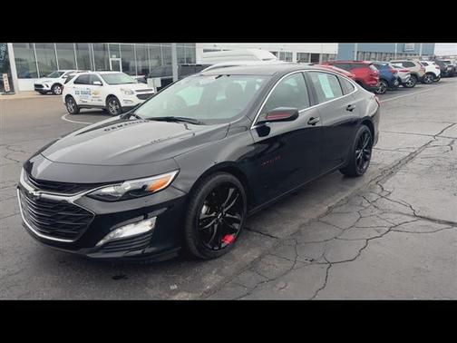 Mosaic Black Metallic 2023 Chevrolet Malibu FWD 1LT