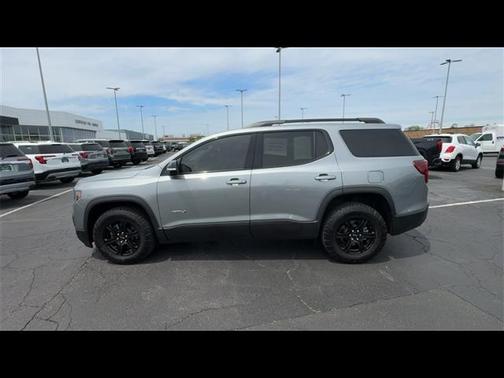 2023 GMC Acadia AWD AT4