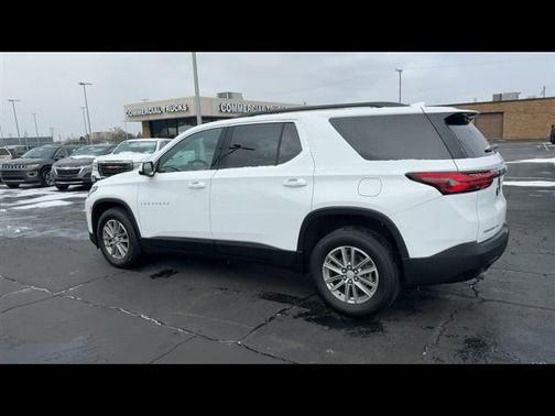 2023 Chevrolet Traverse LT Leather
