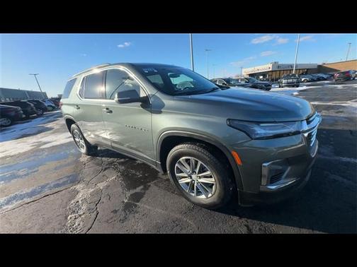 2023 Chevrolet Traverse LT Cloth
