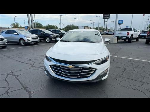 2022 Chevrolet Malibu FWD LT
