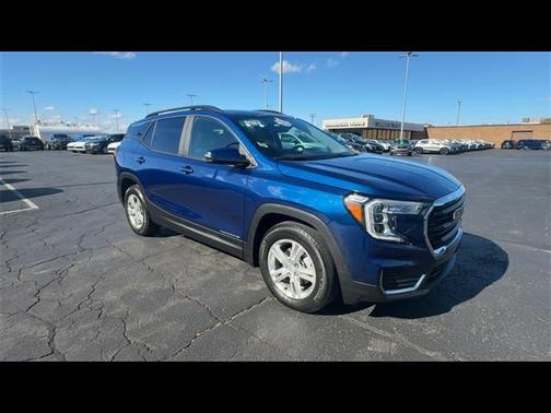 2023 GMC Terrain SLE