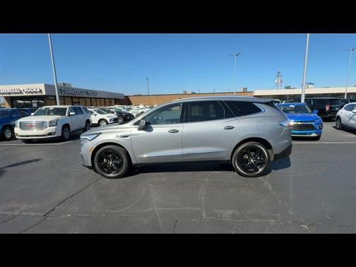 2024 Buick Enclave Essence AWD