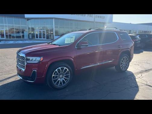 2023 GMC Acadia Denali