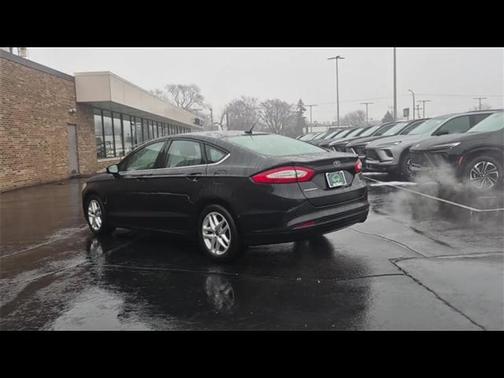 2015 Ford Fusion SE