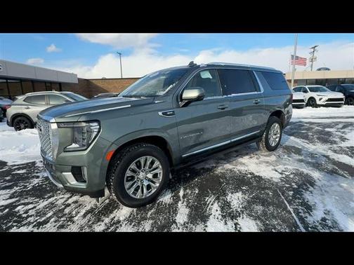 2023 GMC Yukon XL Denali