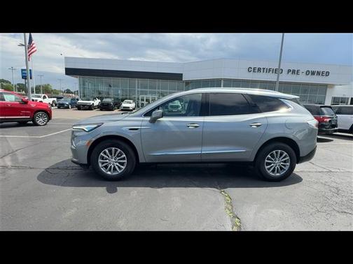 2023 Buick Enclave Essence FWD