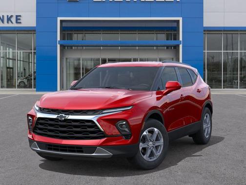 Radiant Red Tintcoat 2026 Chevrolet Blazer 2LT
