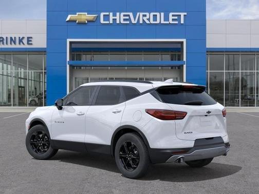 Summit White 2026 Chevrolet Blazer 2LT