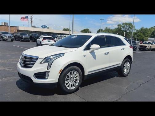 Crystal White Tricoat 2019 Cadillac XT5 Base