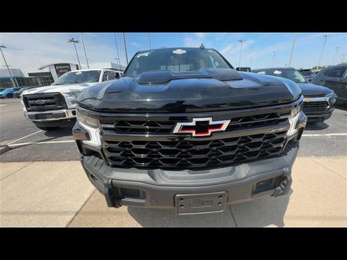 2024 Chevrolet Silverado 1500 ZR2