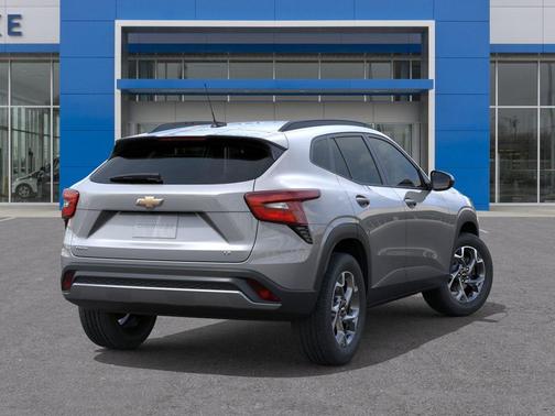 Sterling Gray Metallic 2026 Chevrolet Trax LT