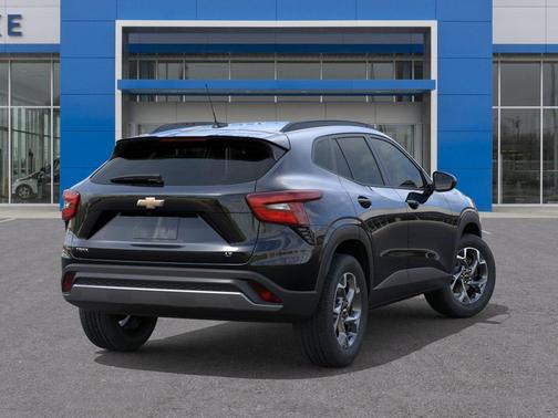Mosaic Black Metallic 2026 Chevrolet Trax LT