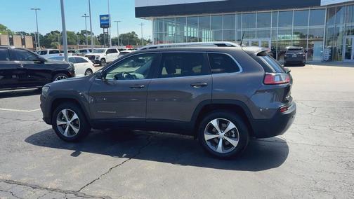 Granite Crystal Metallic Clearcoat 2021 Jeep Cherokee Limited