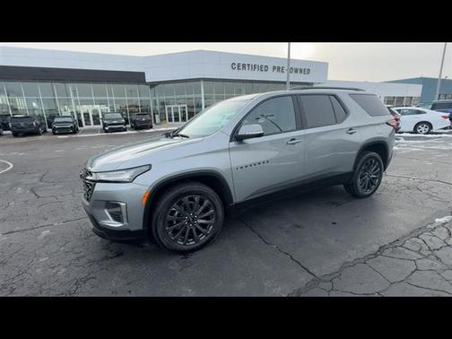 2023 Chevrolet Traverse RS