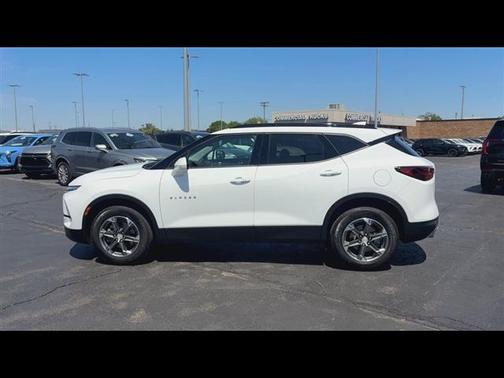 Summit White 2025 Chevrolet Blazer 2LT