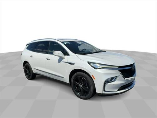 2023 Buick Enclave Essence FWD