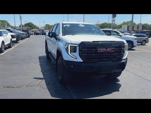 Summit White 2024 GMC Sierra 1500 AT4X