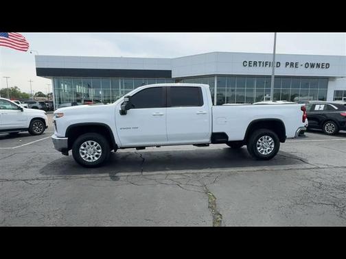 Summit White 2022 Chevrolet Silverado 2500 LT