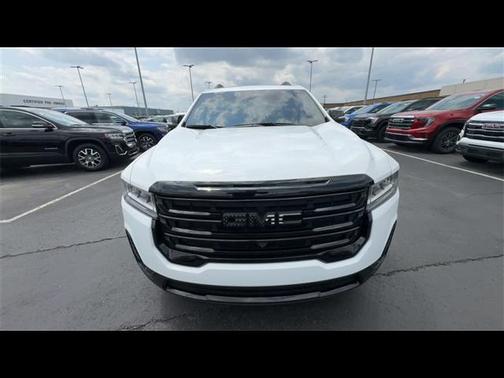 2023 GMC Acadia AWD SLT