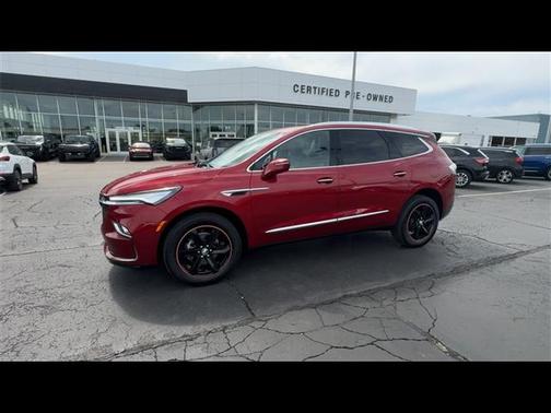 2024 Buick Enclave Essence FWD