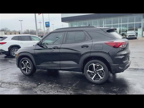 Mosaic Black Metallic 2023 Chevrolet Trailblazer RS