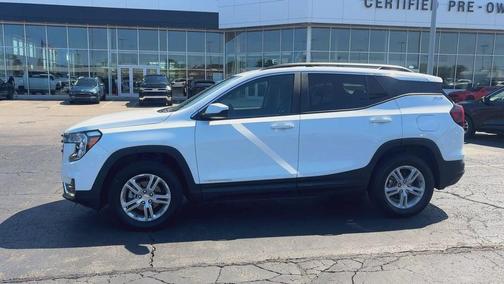 Summit White 2023 GMC Terrain SLE