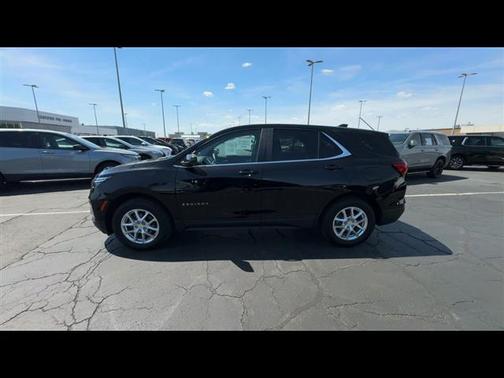 Mosaic Black Metallic 2024 Chevrolet Equinox 1LT