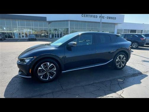 2022 Kia EV6 Light