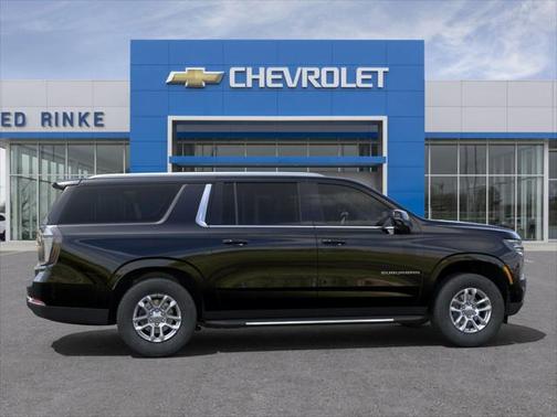 2025 Chevrolet Suburban LT