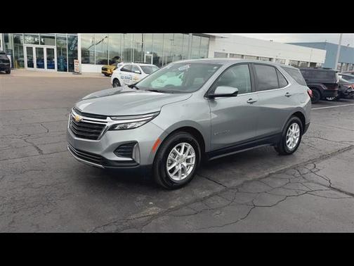 Sterling Gray Metallic 2024 Chevrolet Equinox 1LT