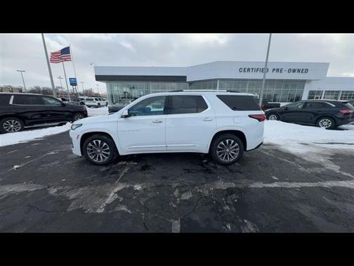 2022 Chevrolet Traverse Premier