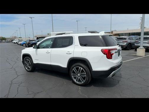 2022 GMC Acadia AWD SLT