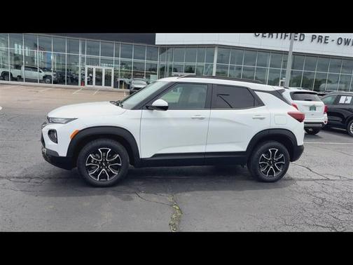Summit White 2023 Chevrolet Trailblazer ACTIV