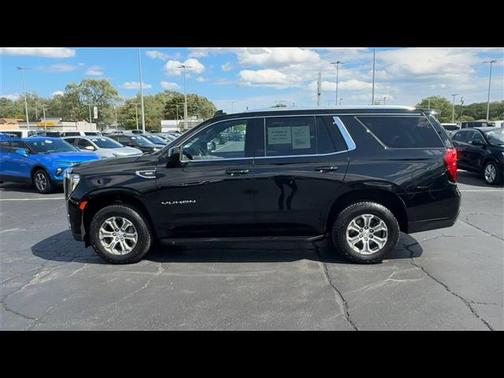 2023 GMC Yukon SLE