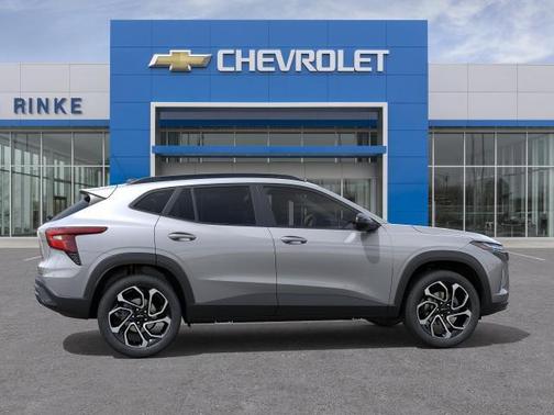Sterling Gray Metallic 2026 Chevrolet Trax FWD 2RS