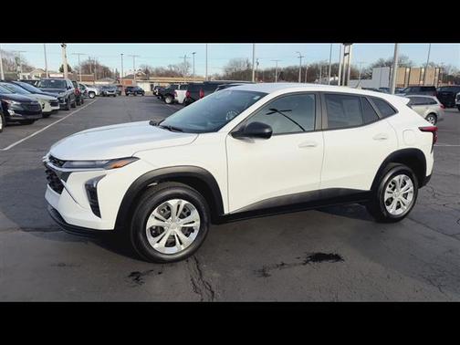 2024 Chevrolet Trax LS